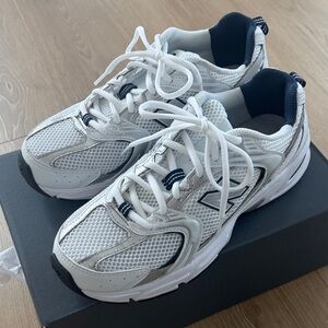 New Balance Women's Sneakers 530 sz7